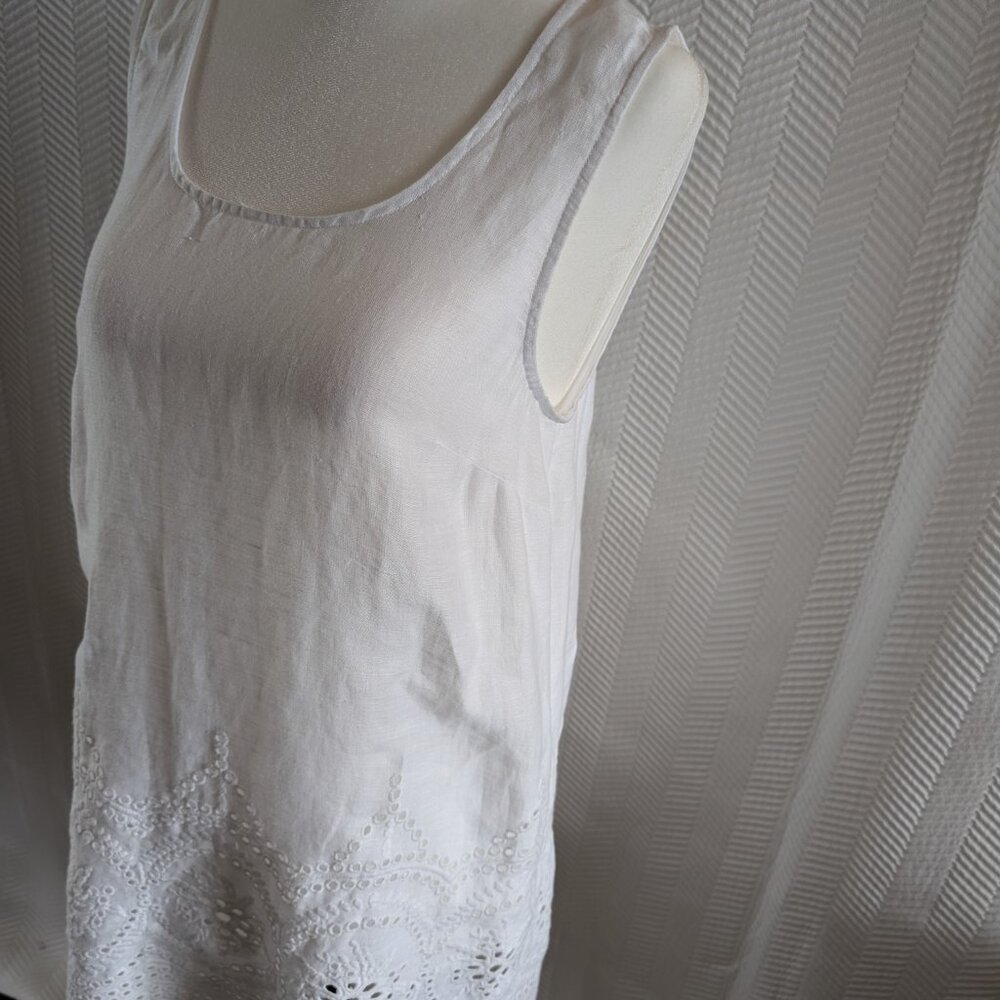 Cynthia Rowley 100% White  Linen Sleeveless Top Embroidered Hem Medium Coastal - Picture 4 of 12